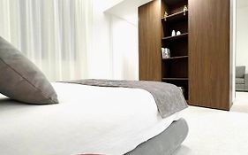 Nora'S Suites